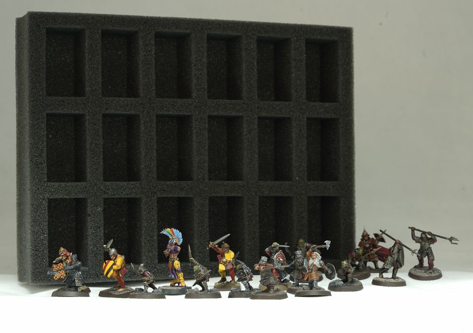 Defender 30 Foam Trays